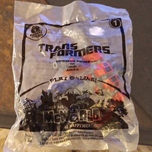 TRANSFORMERS OPTIMUS PRIME TOY